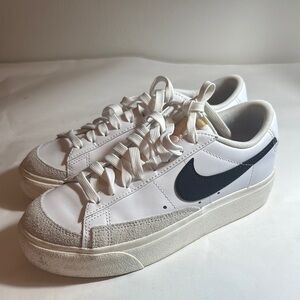 Used Nike low Blazers men’s size 7 shoes